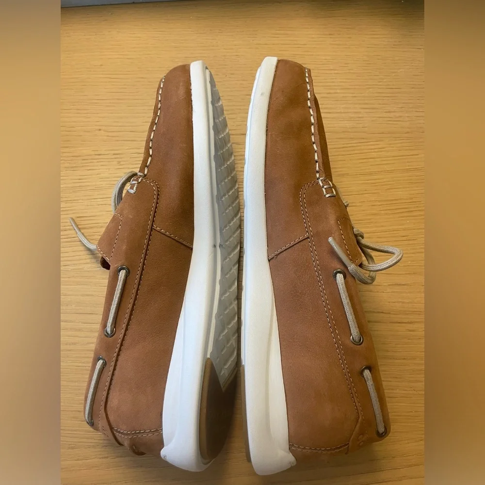 COLE HAAN Grand Atlantic Boat Shoe SIZE 10 MEDIUM Cognac